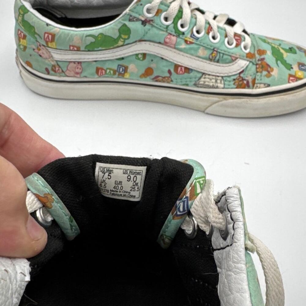 Vans Old Skool Toy Story Andy's Toys Womens 9 EU40 Woody Buzz Rex Skate Shoes - Picture 9 of 13